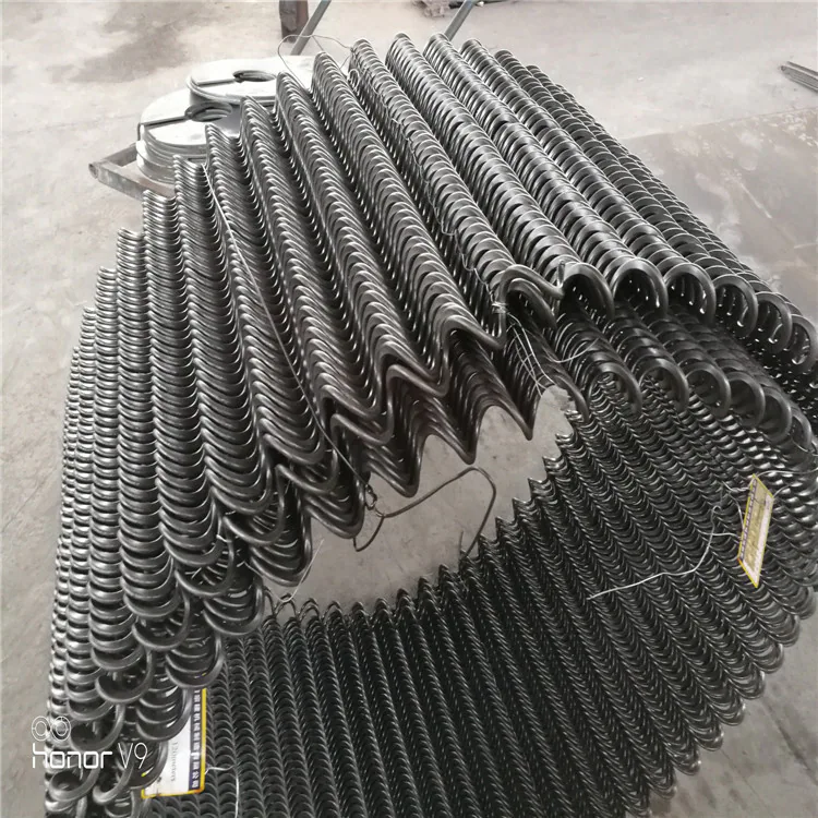 Flexible screw conveyor system with customized auger flight manufacturing Flexible screw conveyor system with customized auger flight manufacturing