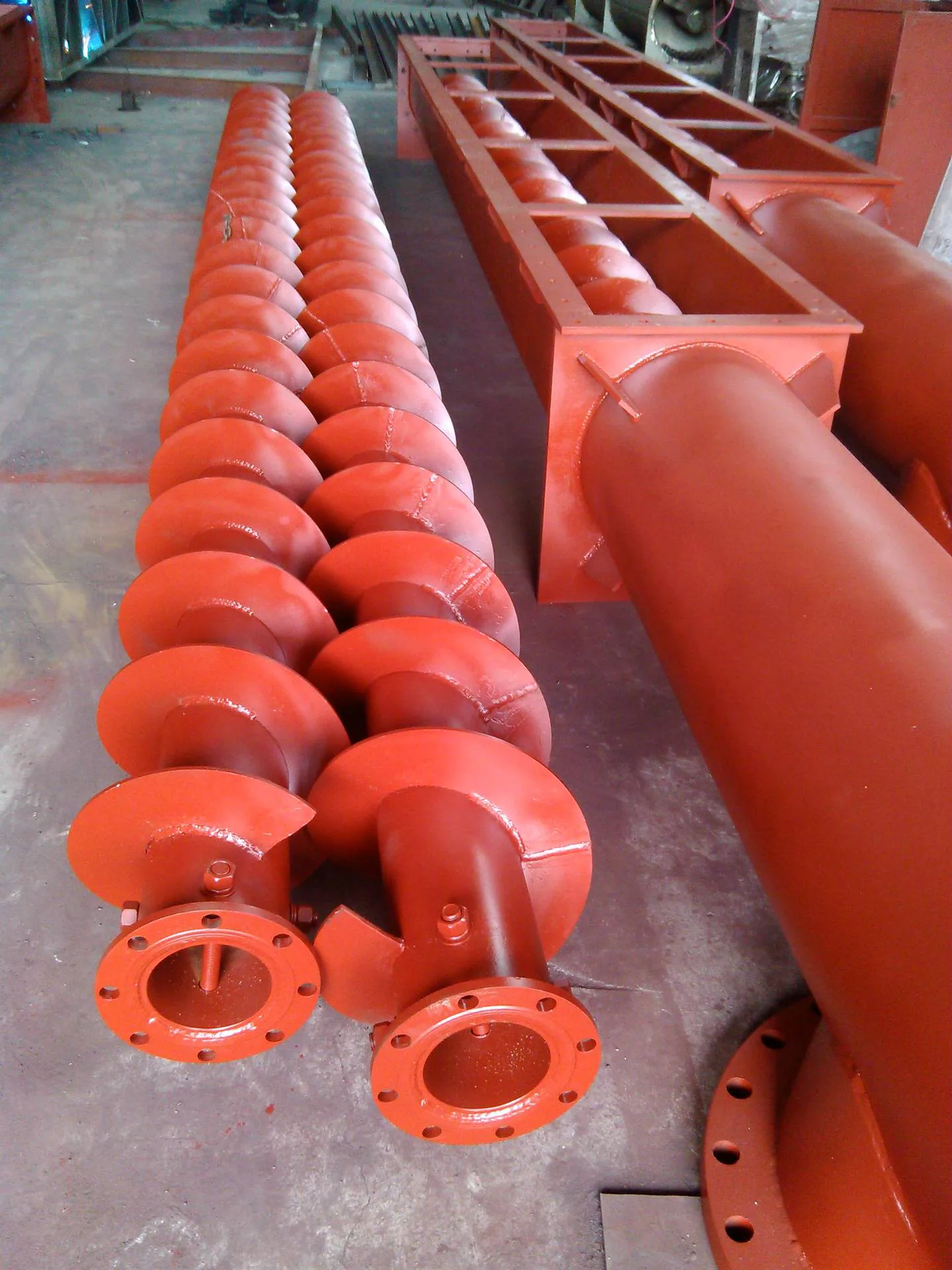 Screw flight forming machine for cold rolling spiral production